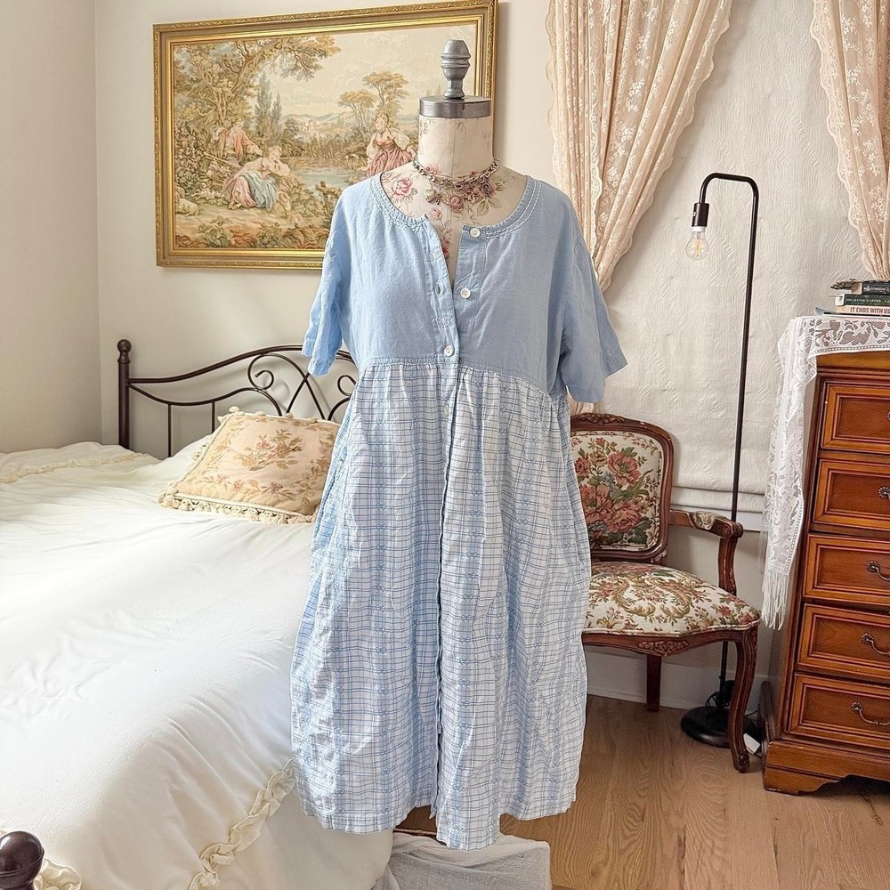 Blue Cottage Dress  90s Bechamel size medium light blue cotton house dress